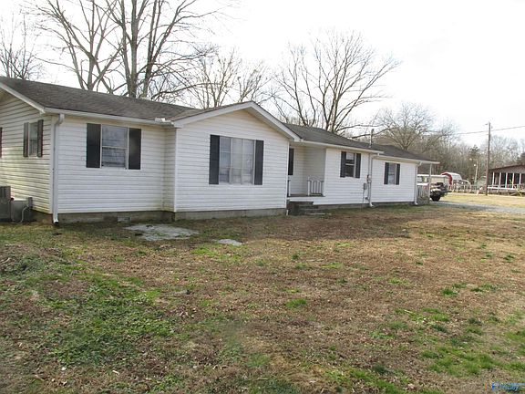 3rd image of 1452 Cave Spring Rd