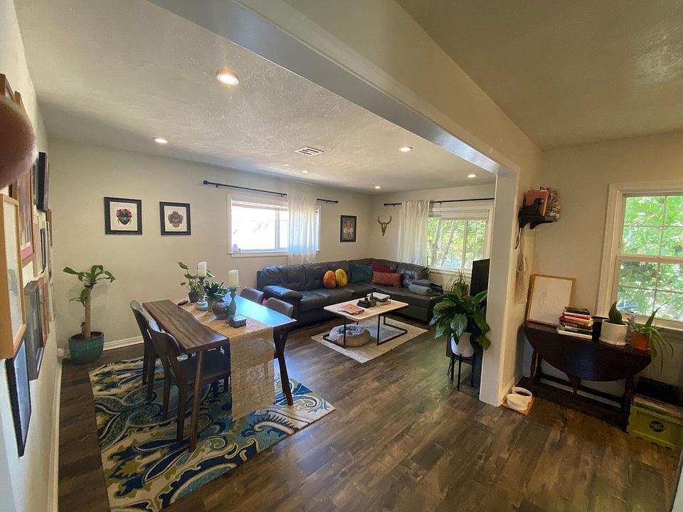 Living room / Dining room