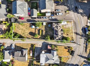 1082 Cascade Dr NW, Salem, OR