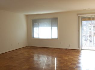 2 Cross Keys Rd #2E, Baltimore, MD 21210