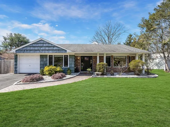 312 Terry Road, Smithtown, NY 11787