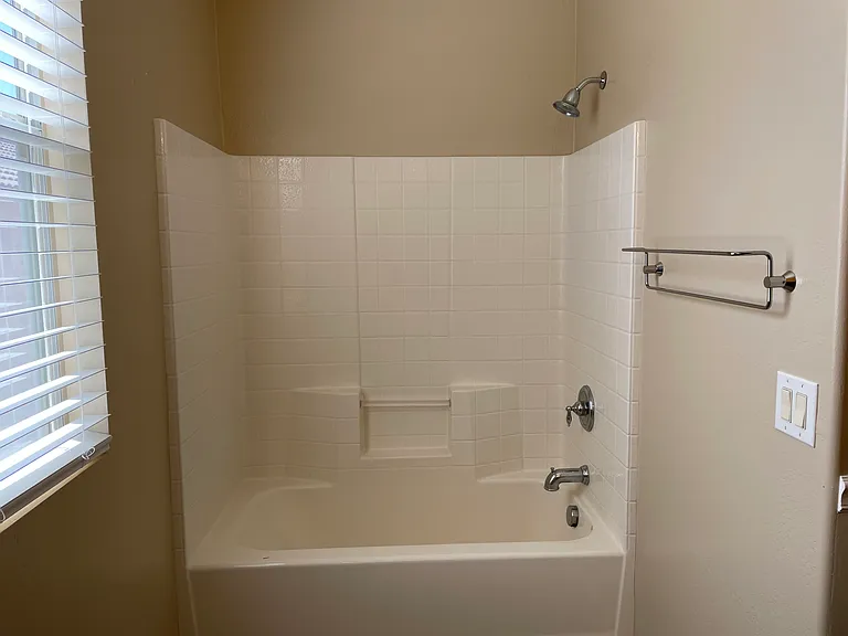 5217 W Fulton St — Photo 21