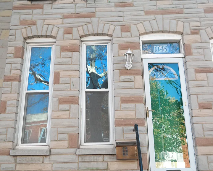 1145 W Hamburg St — Photo 1