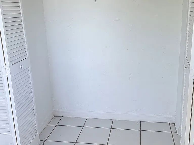 Allegro Apartments — Photo 9