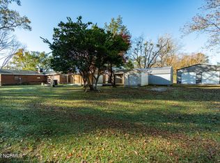 391 Hadnot Creek Rd, Swansboro, NC 28584