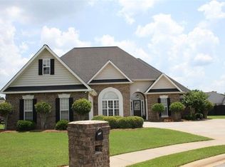 118 Roseine Dr, Warner Robins, GA 31088
