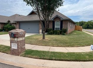 2412 Golden Ln, Edmond, OK 73012