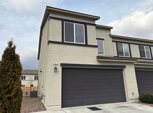 409 Autumn Breeze Cir, Reno, NV 89511