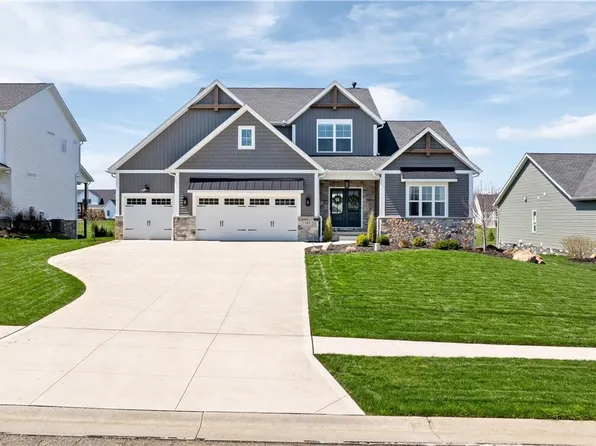351 Heatherby Ln NE, Hartville, OH 44632