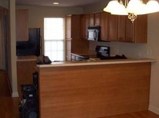 1337 W Sackett St, Springfield, MO 65807