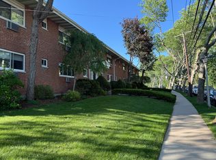 101 Shore Rd #1, Pt Washington, NY 11050