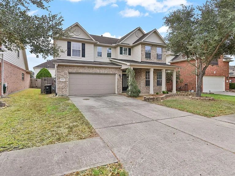 30322 Deleon Fields Dr — Photo 2