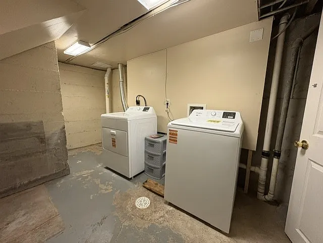 laundry room (washer and dryer purchased January 2026)