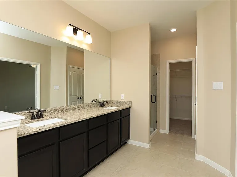 21202 Sunshine Meadow Dr — Photo 3