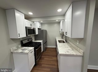 1709 Dutch Village Dr Unit M-394, Landover, MD 20785