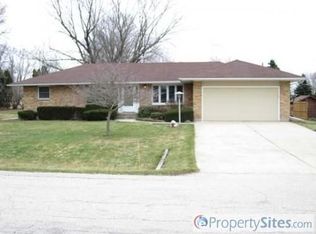 3127 Pheasant Ln, Belvidere, IL 61008
