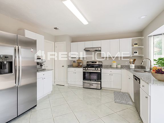 2nd image of 13954 Dentwood Dr