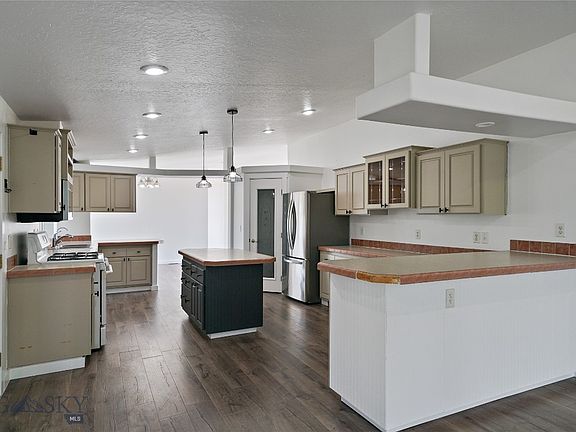 5th image of 4445 Thorpe Rd