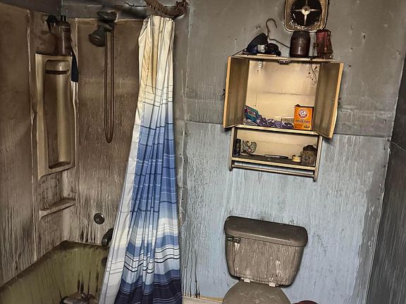 5th image of 95 N Brownell St