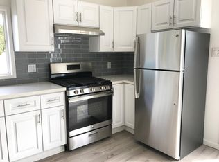 6856 Quakertown Ave, Winnetka, CA 91306