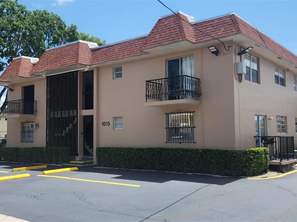 1015 NW 45th Ave #102