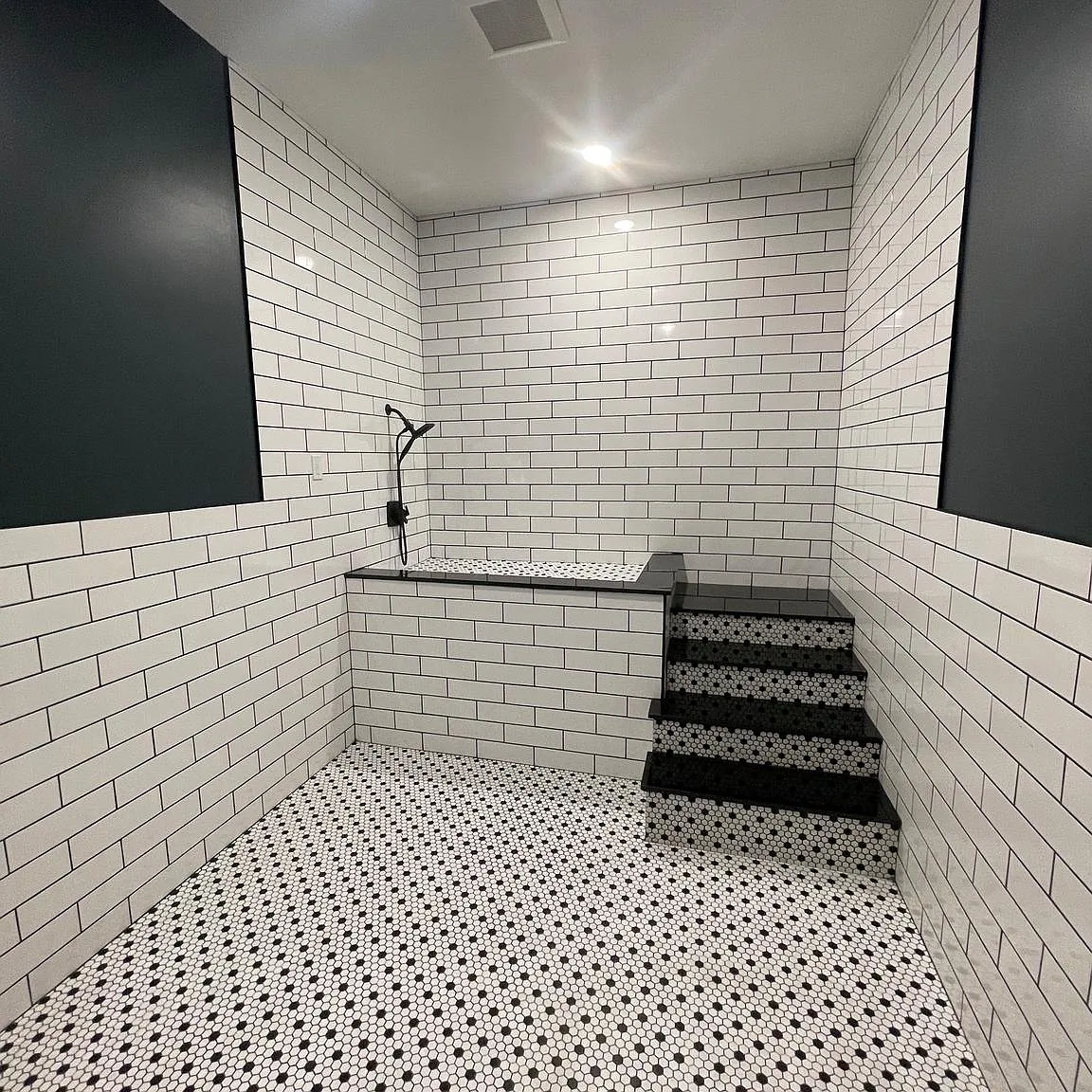 1 bed, 900 sqft, $1,599 — Photo 3