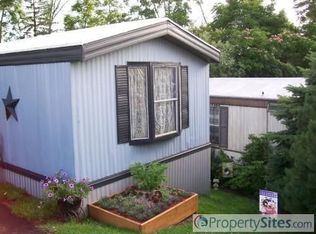 725 Primrose Ln, Ephrata, PA 17522