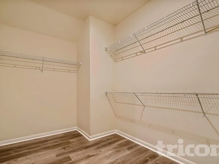 1833 Chesapeake Dr — Photo 8