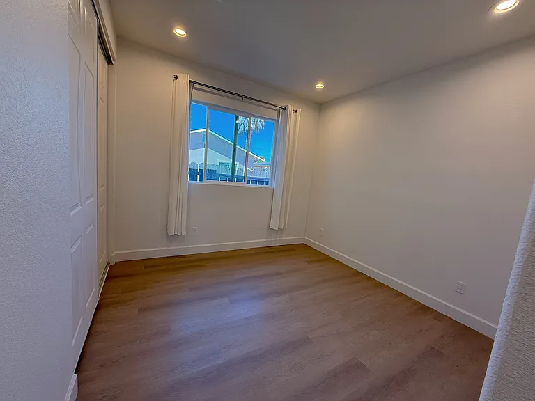 37036 Dutra Way — Photo 10