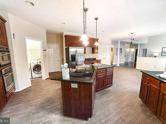 5th image of 5829 Lockmere Pl