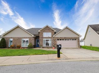 2630 Legends Dr, Paducah, KY 42001