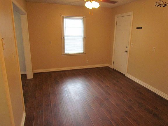 5th image of 1109 E Ikard St