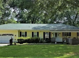 1330 W Shore Dr, Lancaster, SC 29720
