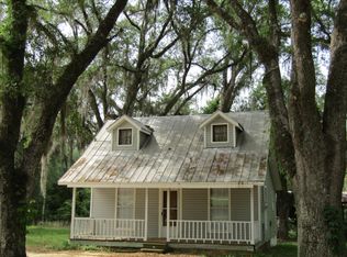 6795 Highway 90, Grand Ridge, FL 32442