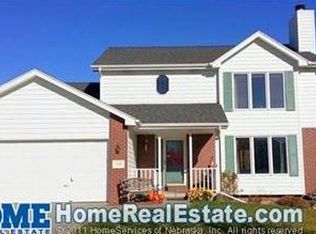 3332 Canyon Rd, Lincoln, NE 68516