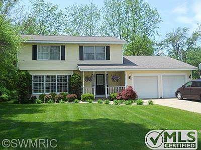 1st image of 581 W Chadwick Dr