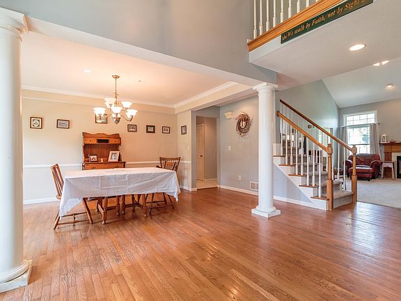 3rd image of 1315 Willow Oak Ct