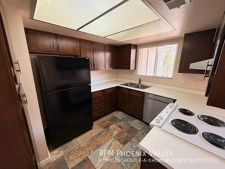 4509 W Continental Dr — Photo 5