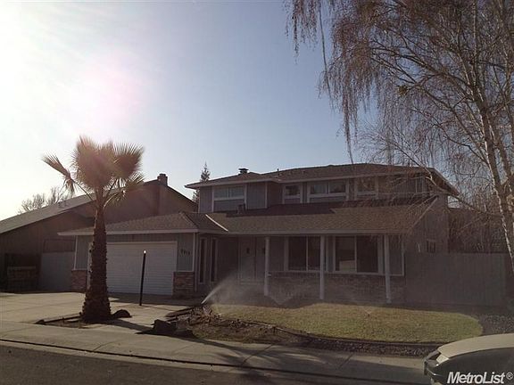 2nd image of 9819 Hickock Dr