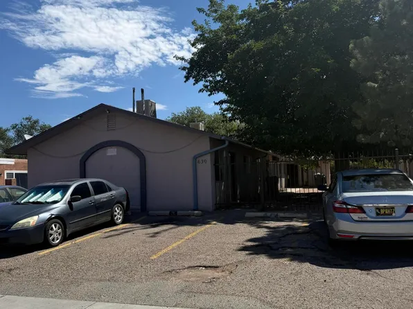 630 Alcazar St SE, Albuquerque, NM 87108