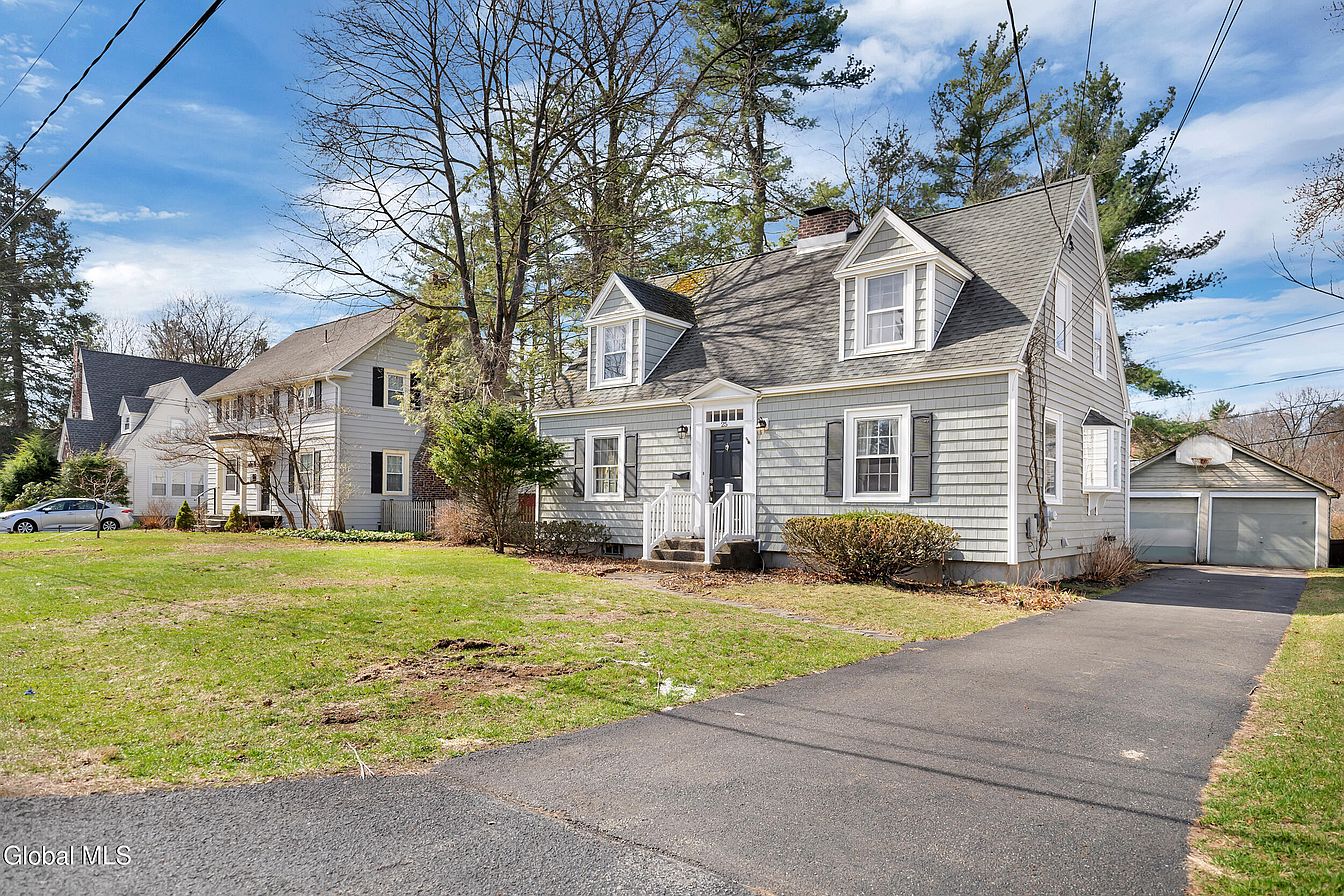 1st image of 25 Forest Road