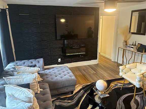 5th image of 2322 Deborah Dr