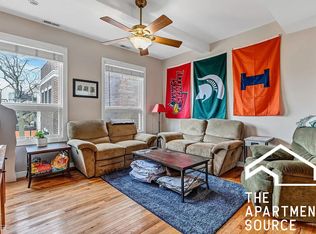 1506 W Wolfram St, Chicago, IL 60657