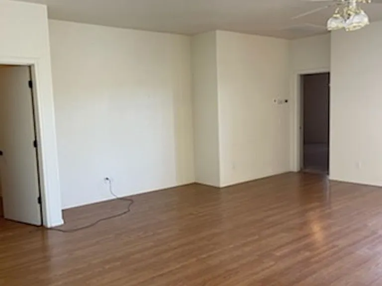 2561 Candlewood Dr — Photo 4