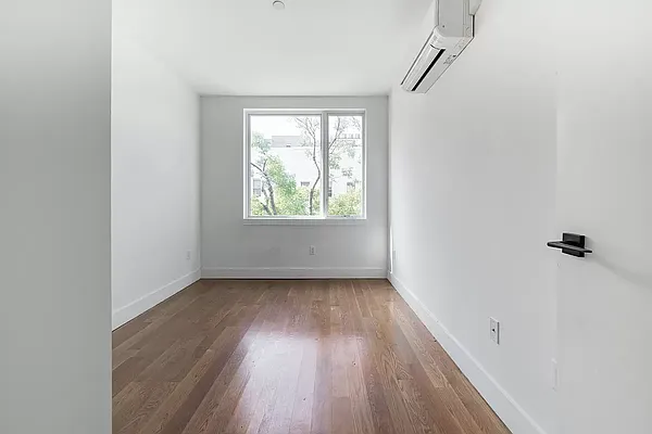 Rented by Twin Group | media 16