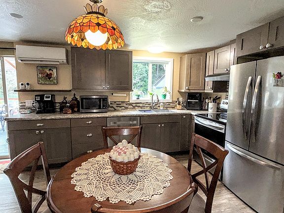 4th image of 663 E Barclay Meadows Rd