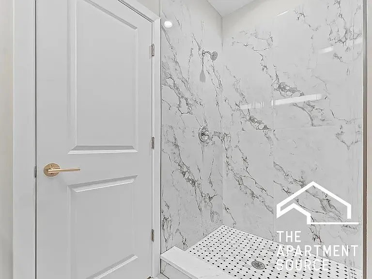 3029 W Washington Blvd #2 — Photo 7