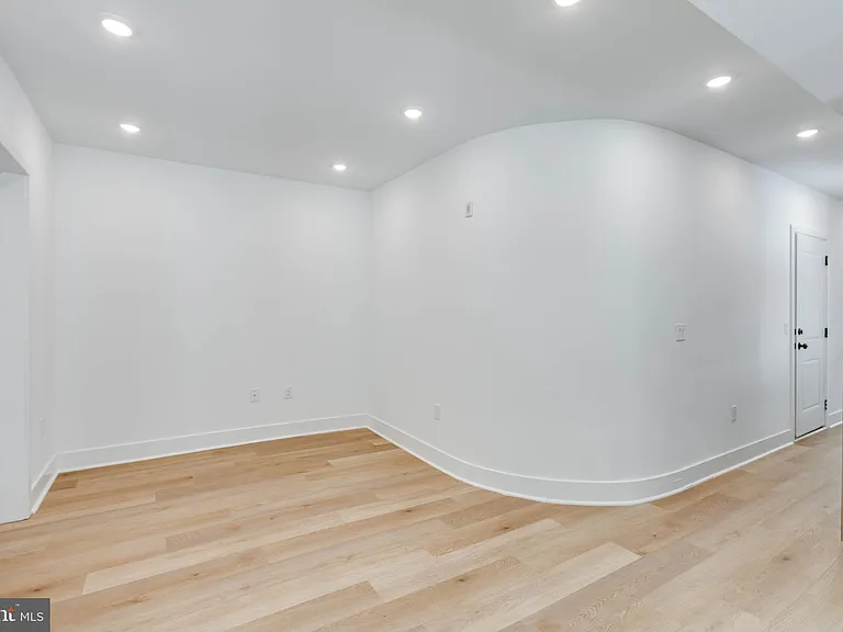 4327 Baltimore Ave #3 — Photo 7