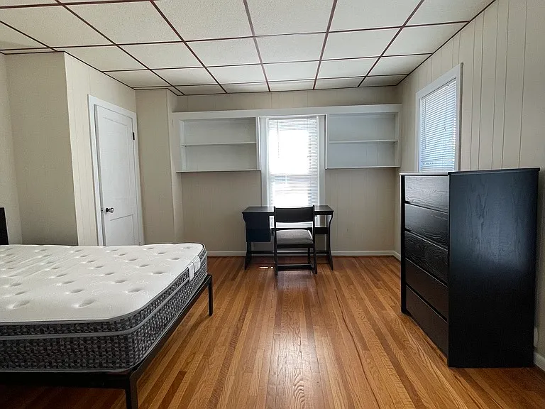 Bedroom 2 - Second Floor