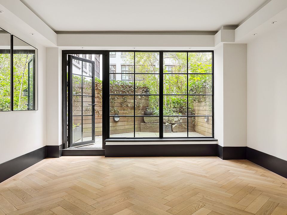 1st image of 51 Jay St APT 1M